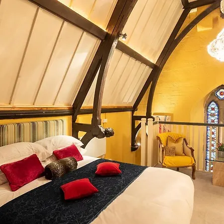 Beautiful Restored 19th Century Gothic Church Willa