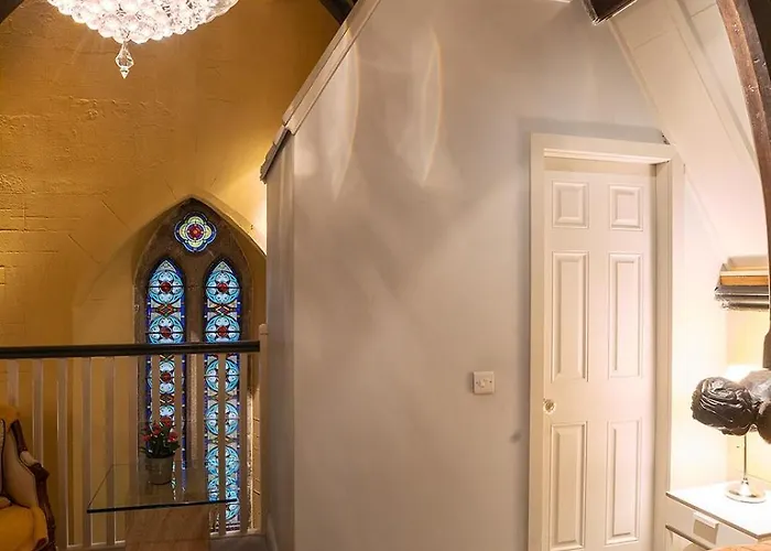 Willa Beautiful Restored 19th Century Gothic Church *