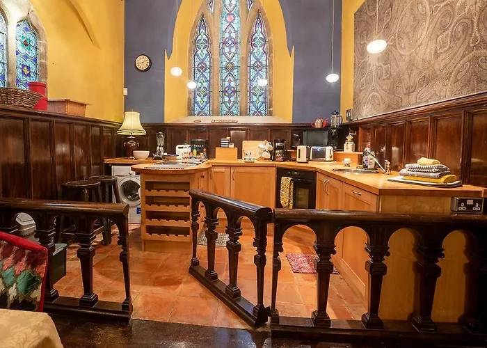 Beautiful Restored 19th Century Gothic Church Willa *