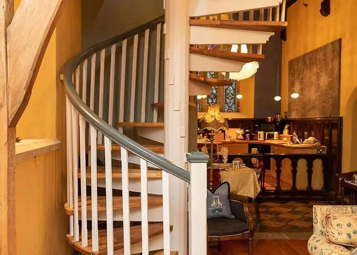 Beautiful Restored 19th Century Gothic Church Willa *